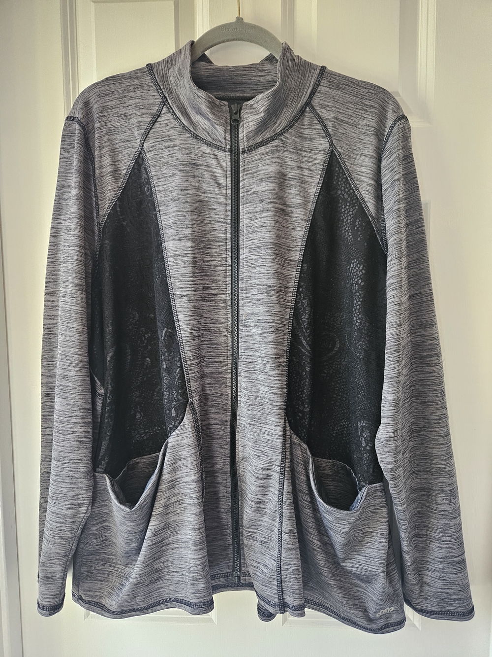 Maurices Lightweight Grey Full-Zip Jacket with Black Lace Panels Size 2X